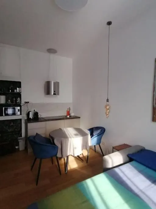 Lejlighed New Cozy Studio 7 Metro Stops To Duomo! Milano Italien